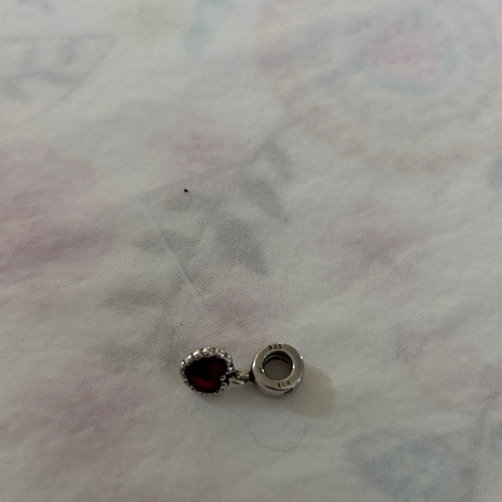 Pandora Silver Bracelet with Red Heart Charm Authentic 925 ALE - Picture 2 of 3